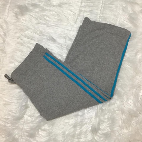 Vintage Central Park Women’s Grey with Teal 2lines CROPPED Cotton Sweatpant - Picture 2 of 4